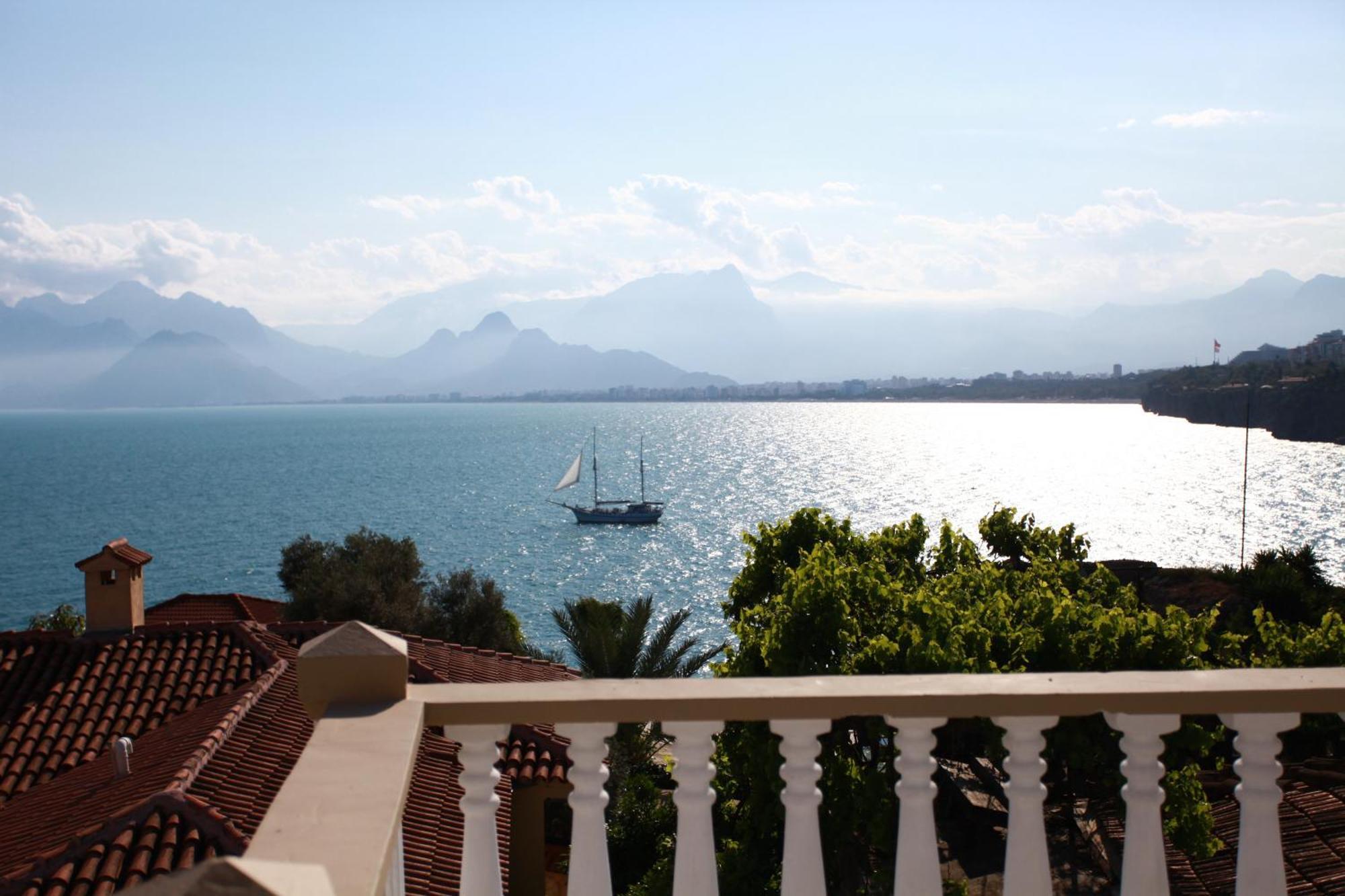 Bacchus Pension Antalya Eksteriør bilde